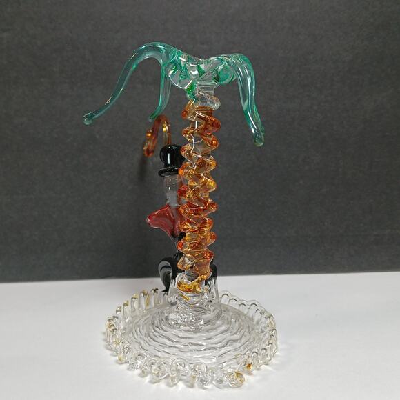 Hand Blown Spun Art Glass Man Fishing Under Palm Tree Figurine - Picture 6 of 11